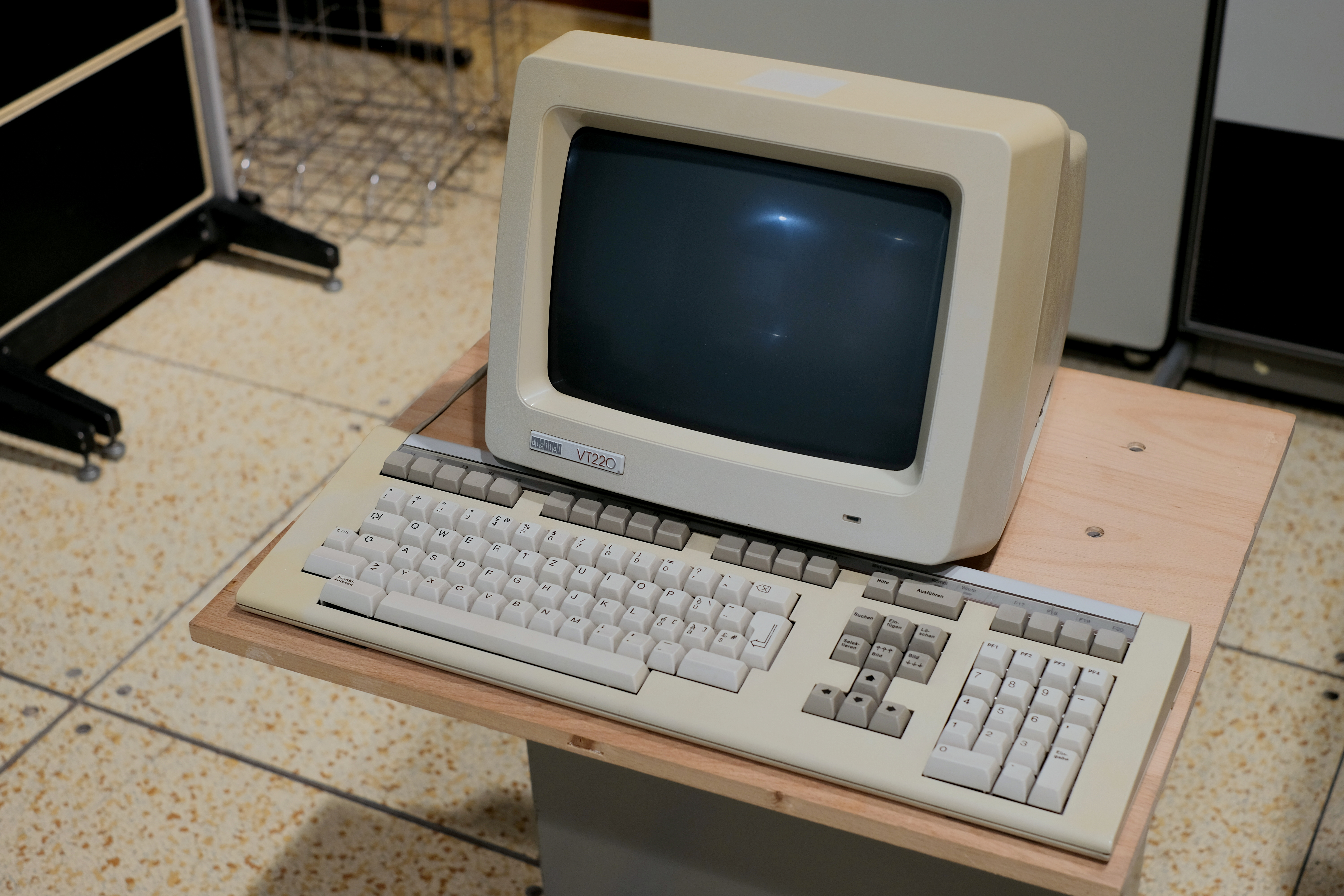 DEC_vt220